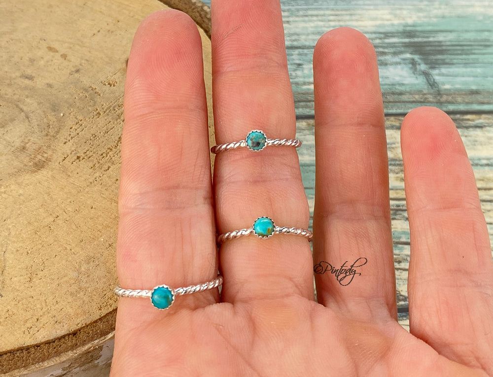 Tiny Lasso Ring