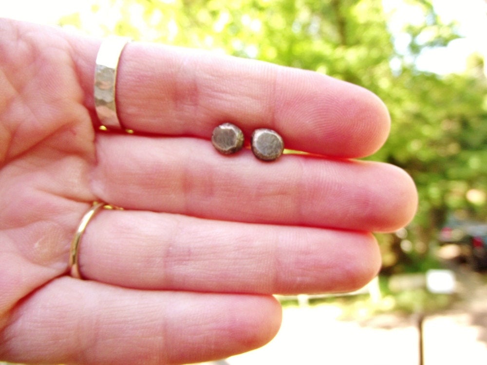 Rustic Pebble Studs