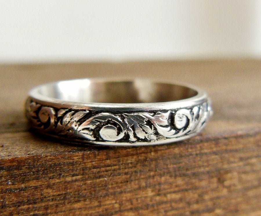 Filigree Personalized Engrave-able Ring