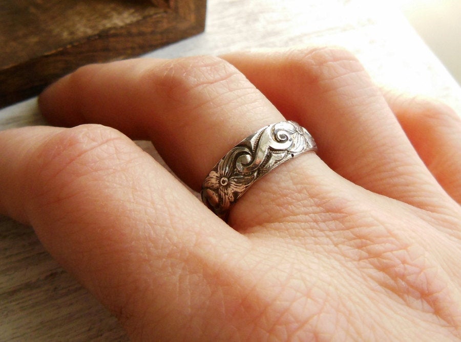 Wide Floral Band